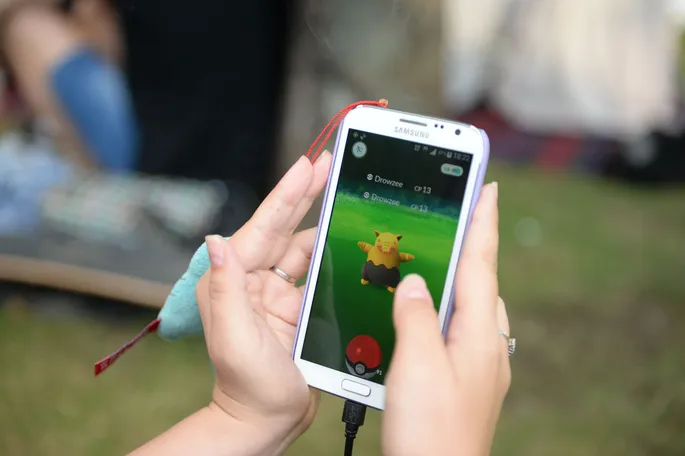 Pokémon GO: в чем может быть опасность для детей?