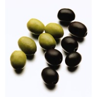 В чем различие оливок и маслин (зеленые и черные)?